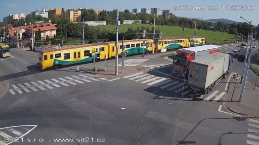 Otrokovice - Kvítkovice Intersection webcam