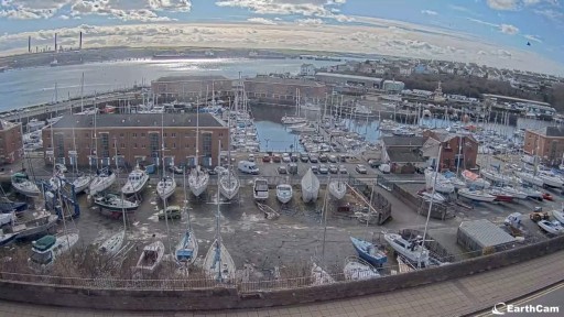 Milford Haven - Milford Waterfront webcam